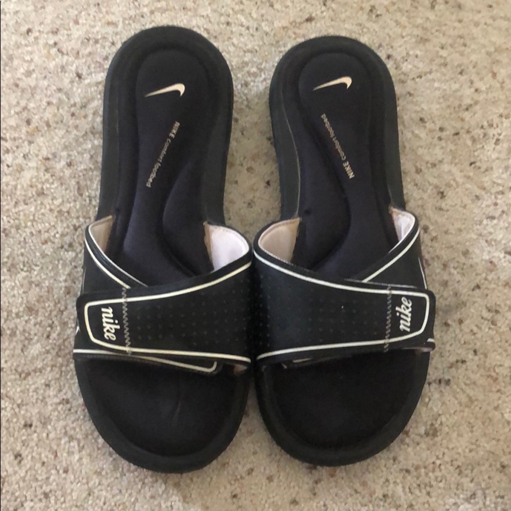 Black Nike Slides